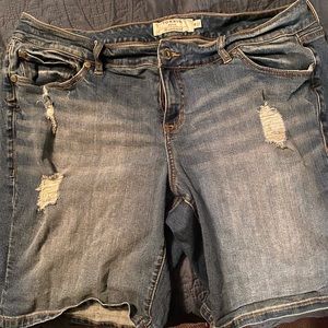 Torrid distressed shorts - size 18. Like new